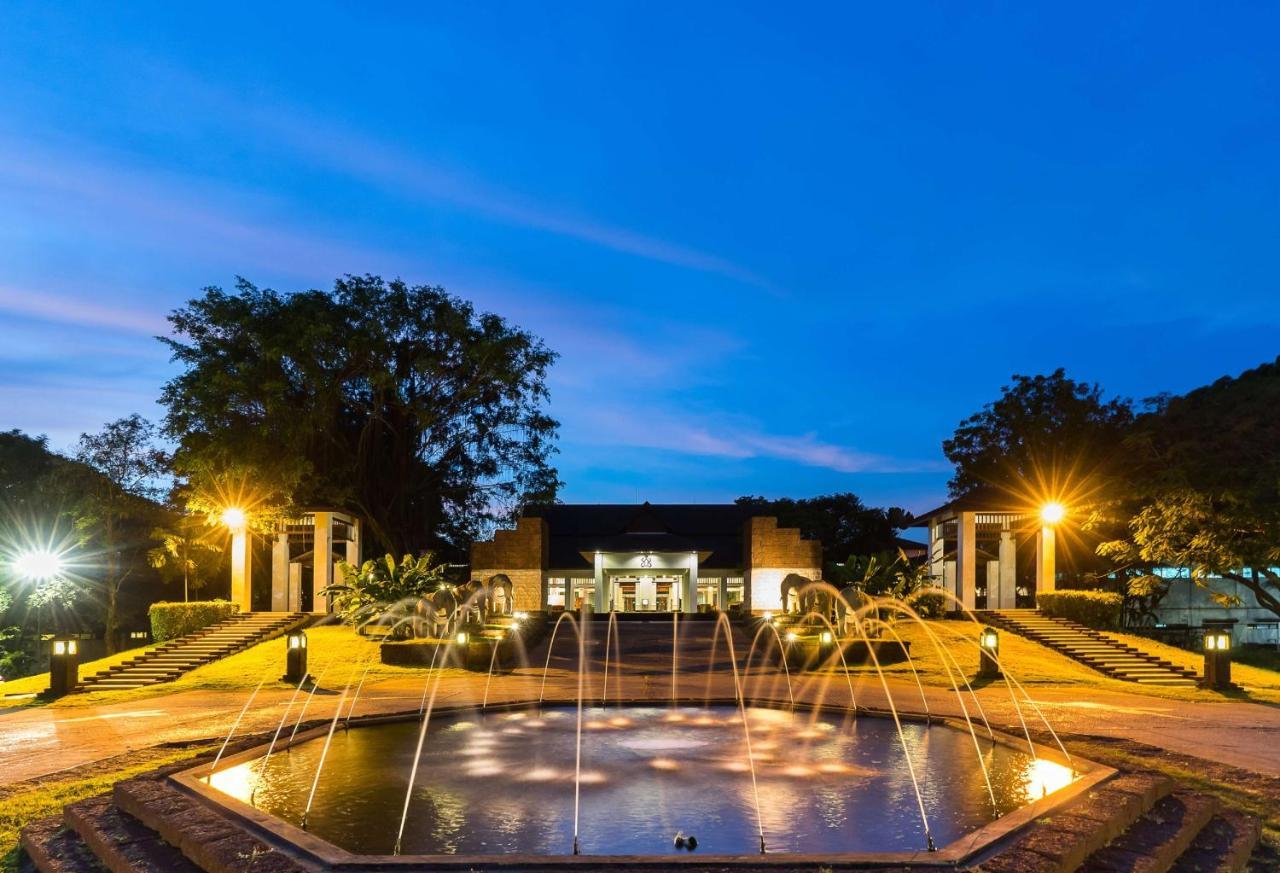 Tawa Ravadee Resort Prachinburi, A Member Of Worldhotels Distinctive Si Maha Phot Exteriér fotografie